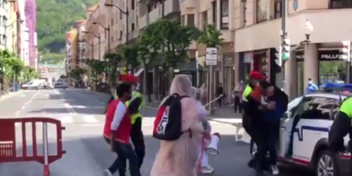 Un hombre detenido tras tratar de boicotear una movilización a favor del Sahara. 