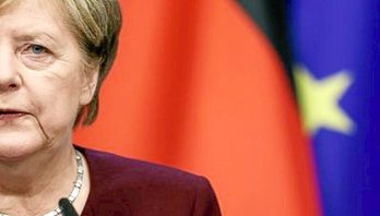 Angela Merkel, espiatu dutenetako bat. 