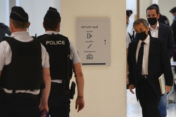 Sarkozy, el pasado martes, cuando declaró en el Tribunal Correccional de París por financiación irregular de su campaña de 2012. (Christophe ARCHAMBAULT/AFP)