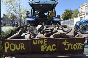 Movilización de agricultores bretones en Rennes para reclamar una PAC justa. (Jean-François MONIER/AFP)
