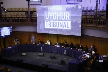 El «Tribunal Uigur», un organismo de abogados y expertos en Derecho con sede en Gran Bretaña, investiga presuntos abusos contra la población uigur en China. (Tolga AKMEN | AFP)