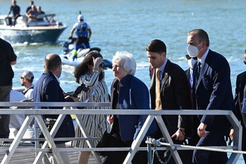 Llegada de la secretaria del Tesoro de Estados Unidos, Janet Yellen (C), a la reunión de ministros de finanzas y banqueros centrales del G20 en Venecia. (Andreas SOLARO | AFP)