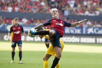 Brandon Thomas, en un partido de Liga ante el Barcelona. (Iñigo URIZ/FOKU)