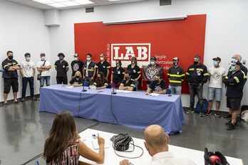 Rueda de prensa de LAB sobre el conflicto laboral de Tubacex que tuvo lugar el pasado lunes en Bilbo. (Marisol RAMIREZ | FOKU)