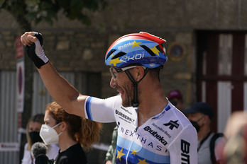 Giacomo Nizzolo ha logrado su tercera victoria de la temporada en Getxo y su primera en Euskal Herria. (Aritz LOIOLA/FOKU)