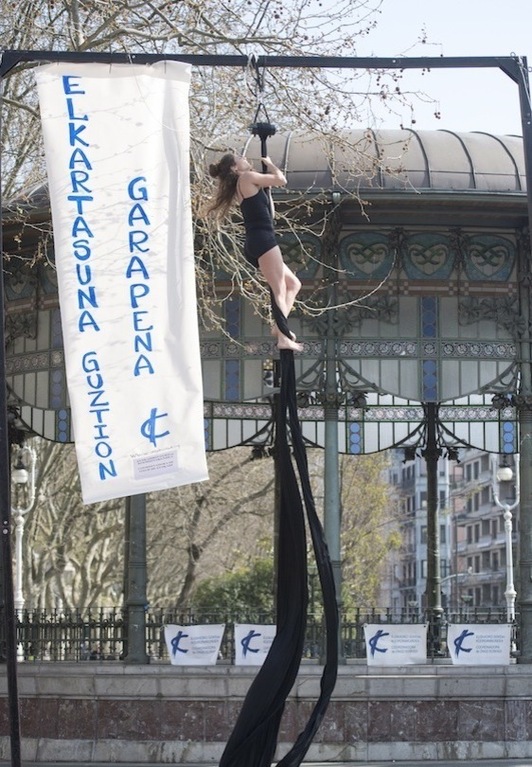 EAEko GKE-en ekitaldia, garapenerako lankidetzaren garrantzia nabarmentzeko, artxiboko irudian. (Juan Carlos RUIZ/FOKU)