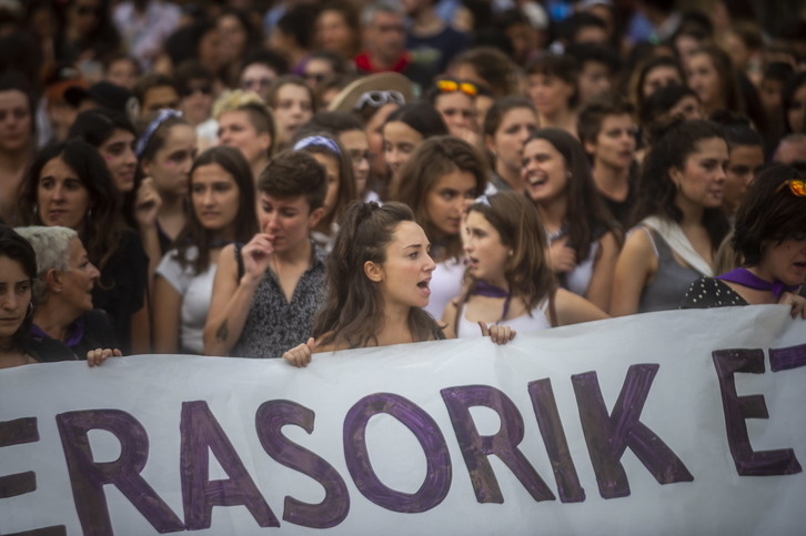 Concentración por una agresión sexual en Gasteiz. (Jaizki FONTANEDA / FOKU)