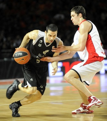 Javi Rodríguez, durante su etapa de jugador en Bilbao Basket. (Monika DEL VALLE / FOKU)