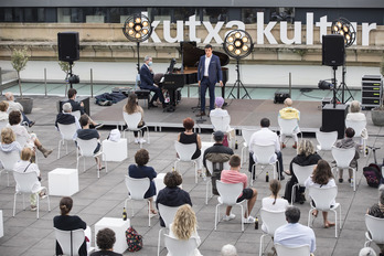 El próximo fin de semana se celebrarán también las dos sesiones de Musikeler, que permiten disfrutar de música clásica al aire libre en la terraza Kutxa Kultur de Tabakalera. (Iñigo IBÁÑEZ / QUINCENA MUSICAL)