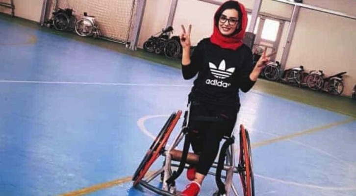 Nilofar Bayat, capitana de la selección afgana femenina de basket en silla de ruedas. (NAIZ)