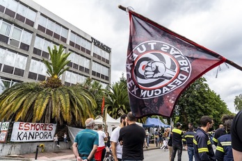 Este domingo se cumplirán 200 jornadas de huelga indefinida de la plantilla de Tubacex. (Marisol RAMIREZ | FOKU)