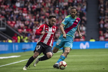 Unai López en un partido contra el Rayo en San Mamés. (Aritz LOIOLA / FOKU)