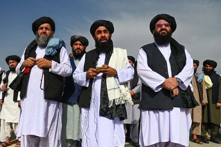 Comparecencia de la dirigencia talibán tras la retirada estadounidense. (WAKIL KOHSAR-AFP) 