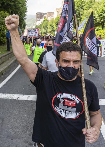 Trabajadores de Petronor, protestando contra el ERTE sin justificar. (Marisol RAMÍREZ/FOKU)