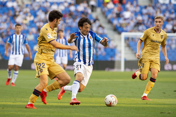 David Silva, en el último partido jugado contra el Levante en Anoeta. (Iñigo URIZ/FOKU)