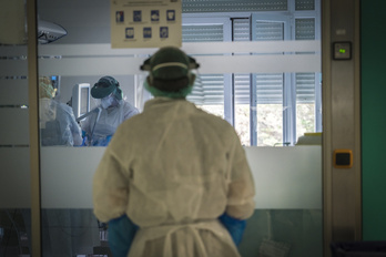 Unidad de Cuidados Intensivos del Hospital Donostia. (Gorka RUBIO/FOKU)