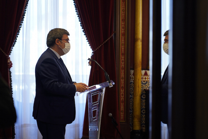 Aburto, durante el acto de Eusko Ikaskuntza, en el que ha confirmado la celebración de Santo Tomás. (Aritz LOIOLA/FOKU)