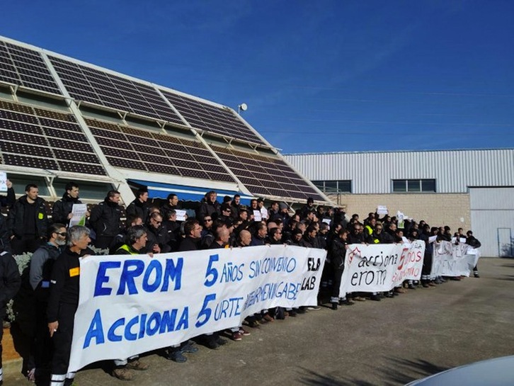 Imagen de una movilización realizada por la plantilla de Erom en Nafarroa. (LAB)