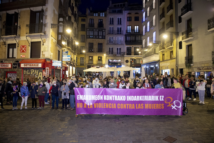 Una movilización contra la violencia machista en Iruñea. (Iñigo URIZ/FOKU)