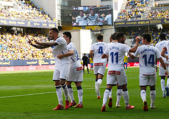 Joselu celebra el 0-1, que anotaba de penalti. (Paco Martín/LOF)