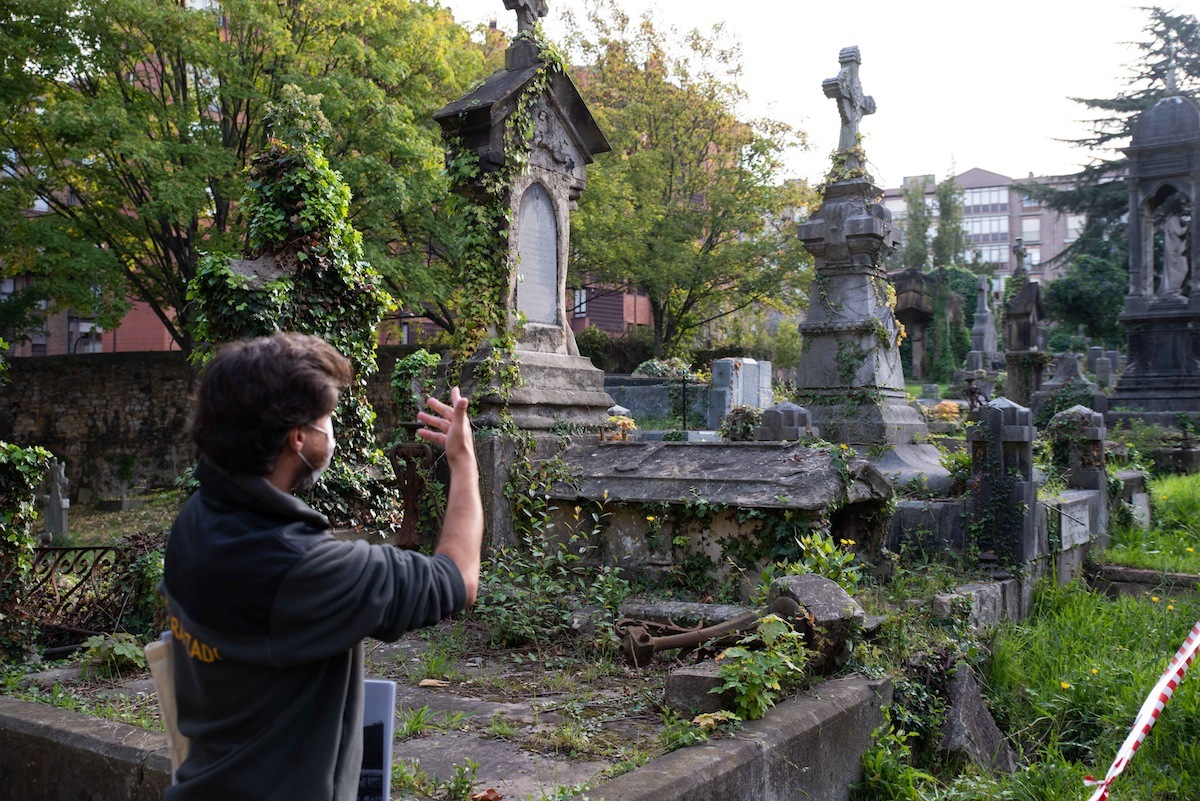 Begoña, un cementerio abandonado que vuelve a abrir sus puertas | Basque  Country | Naiz