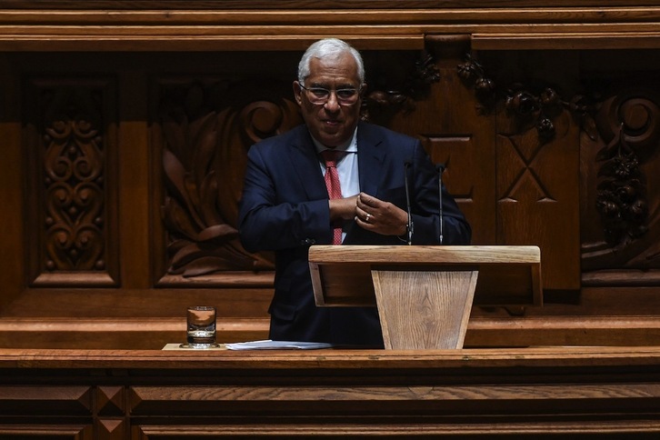 El primer ministro portugués, António Costa, el pasado miércoles en el Parlamento. (Patricia DE MELO MOREIRA/AFP)