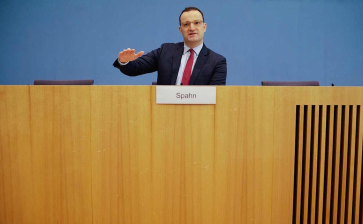 El ministro alemán de Sanidad en funciones, Jens Spahn. (MARKUS SCHREIBER / AFP)