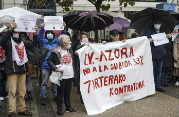 Concentración que ha tenido lugar este jueves en Donostia. (Jagoba MANTEROLA/FOKU)