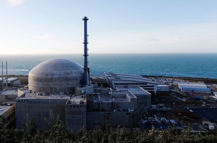 Central nuclear de Flamanville, en Normandía, en construcción y con numerosos problemas técnicos. (Charlyn TRIBALLEAU/AFP)