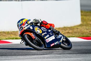 Xabi Zurutuza sigue dando pasos en su progresión deportiva, con la ilusión a futuro de competir algún día en MotoGP. 