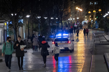 Donostiako Bulebarreko trafikoa gutxitu nahi du Udalak. (Gorka RUBIO/FOKU)