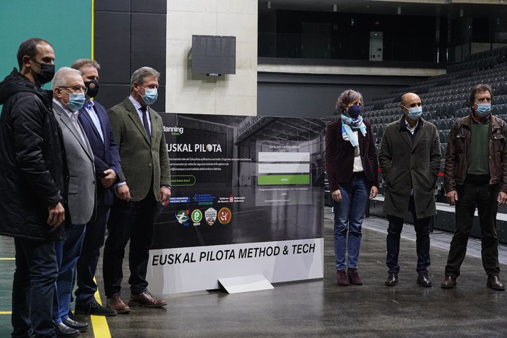 La presentación de «Euskal Pilota Method & Tech» ha tenido lugar en el Nafarroa Arena. (Jagoba MANTEROLA/FOKU)
