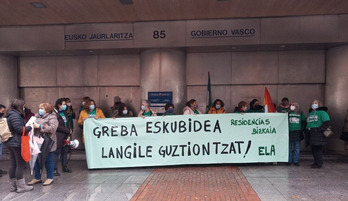 Concentración frente a la Delegación del Gobierno de Lakua en Bilbo. (ELA)