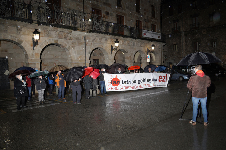 Concentración reciente realizada en Bergara contra otro accidente laboral mortal. (Gotzon ARANBURU/FOKU)