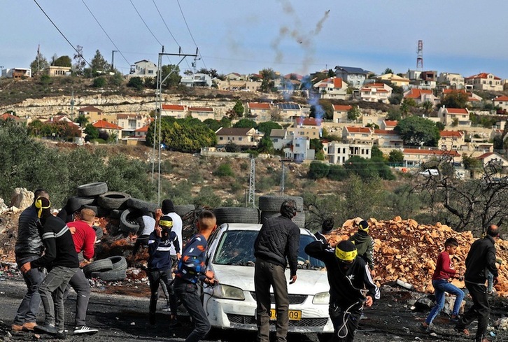 Protesta contra las expropiaciones de tierras palestinas. ( JAAFAR ASHTIYEH-AFP) 