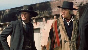 Kris Kristofferson y James Coburn en «Pat Garrett and Billy The Kid». (Metro Goldwyn Mayer) 