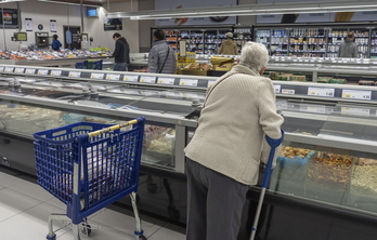 La subida en los precios de la energía y la alimentación siguen empujando al IPC hacia arriba. (Gorka RUBIO/FOKU)