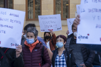 Hego Euskal Herriko nekazariek asteartean Donostian egin duten protesta. (Gorka RUBIO/FOKU)