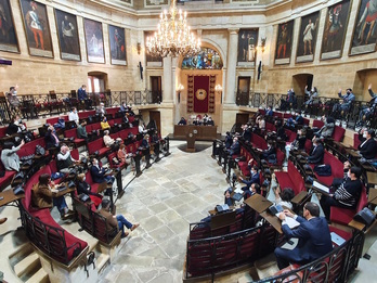 PNV y PSE sacan adelante los presupuestos de Bizkaia con la oposición en contra.