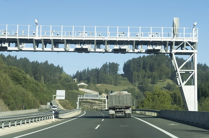 Desde este martes ya está en funcionamiento el peaje de la autovía de Deskarga.