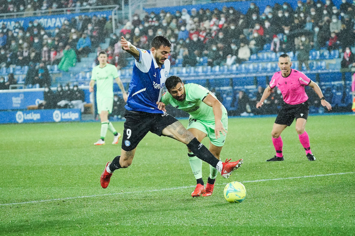 Joselu, Alaveseko golegilea, Athleticen aurkako deman. 