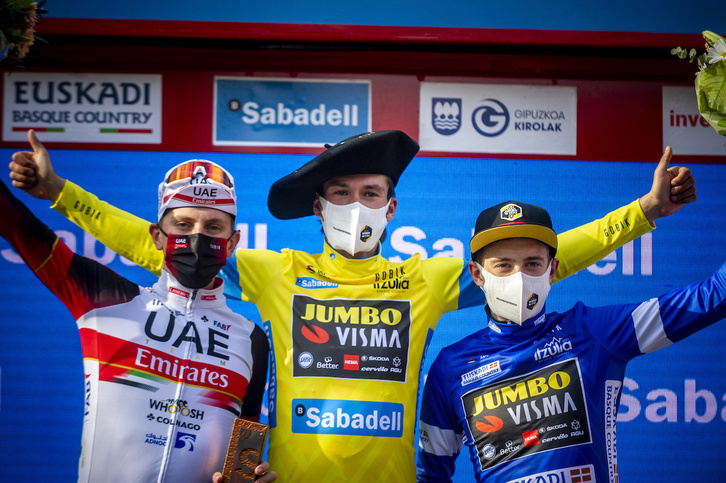 Pogacar, Roglic y Vingegaard, en el podio de la Itzulia, partirán como favoritos en el Tour.