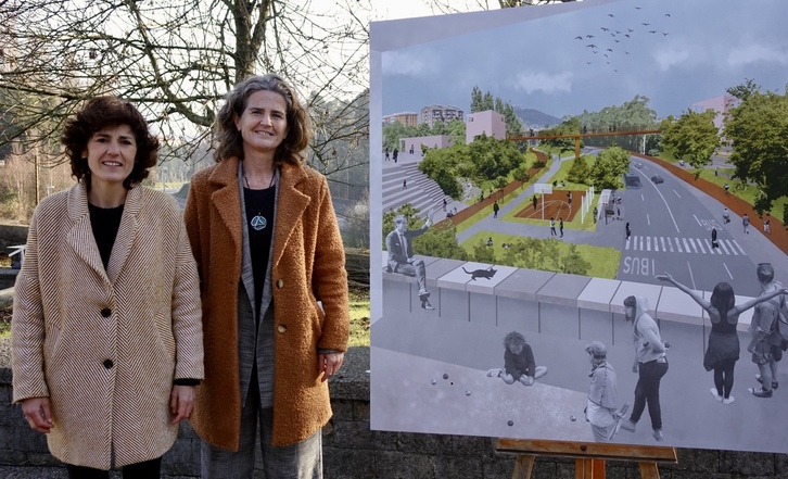 Garbiñe Alkiza y Reyes Carrere, en la presentación de su iniciativa. 