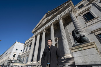 Miguel Hurtado, víctima de pederastia en la Iglesia, ante el Congreso de los Diputados.