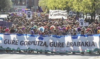 Una manifestación en Iruñea en defensa del derecho al aborto.