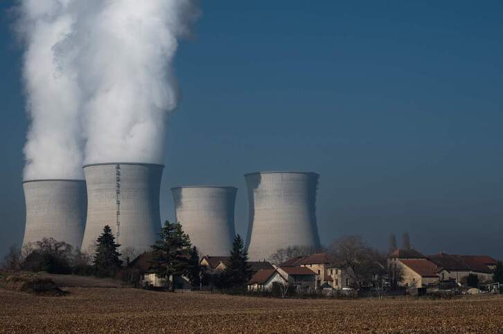 ‪El Gobierno español ‬ha mostrado su rechazo a‪ declarar verde la energía nuclear a pregunta de EH Bildu‬.