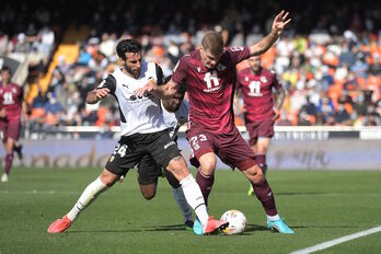 Alexander Sorloth, titular en Valencia, solo ha marcado un gol en los 16 partidos de Liga jugados.