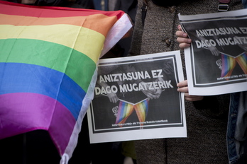 Manifestación de colectivos LGTBI en Pamplona