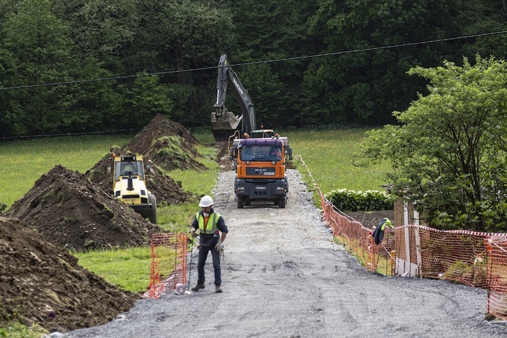 Obras del TAV en el municipio vizcaino de Atxondo.