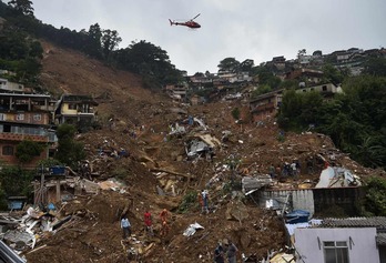 Estado en el que han quedado las laderas de Petrópolis.